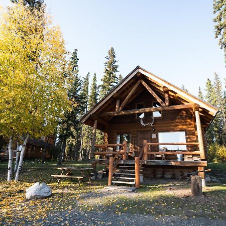 Ten-Ee-Ah Lodge & Campground Lac La Hache Exterior photo