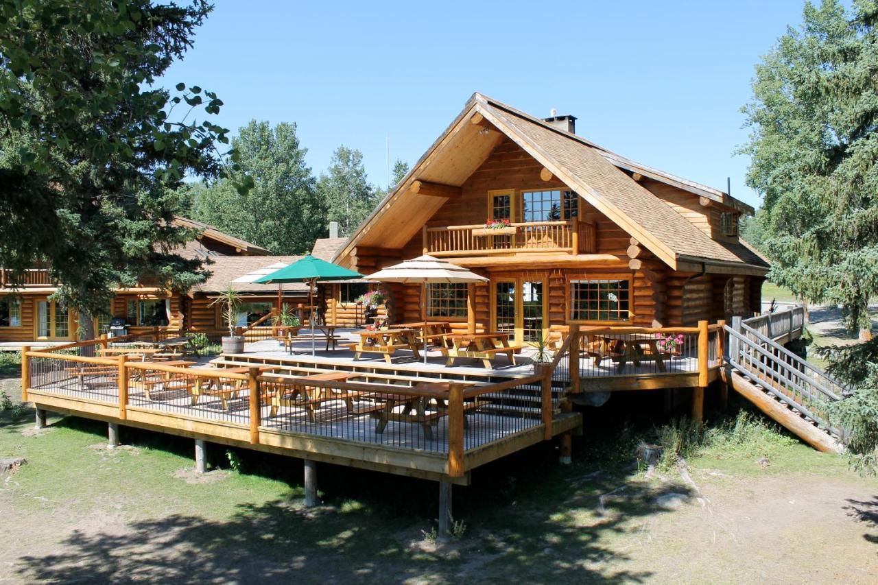Ten-Ee-Ah Lodge & Campground Lac La Hache Exterior photo