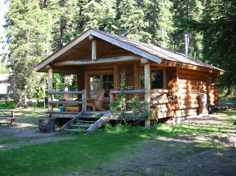 Ten-Ee-Ah Lodge & Campground Lac La Hache Exterior photo