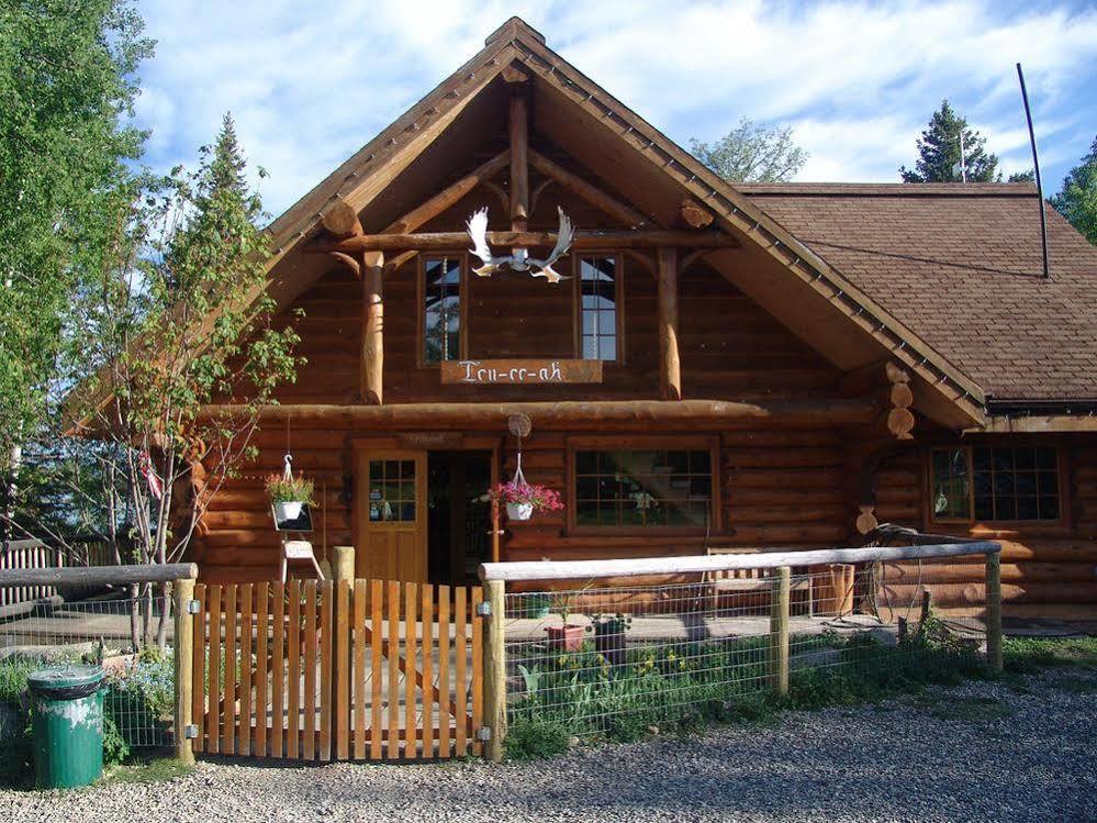 Ten-Ee-Ah Lodge & Campground Lac La Hache Exterior photo