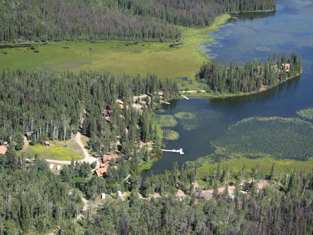 Ten-Ee-Ah Lodge & Campground Lac La Hache Exterior photo